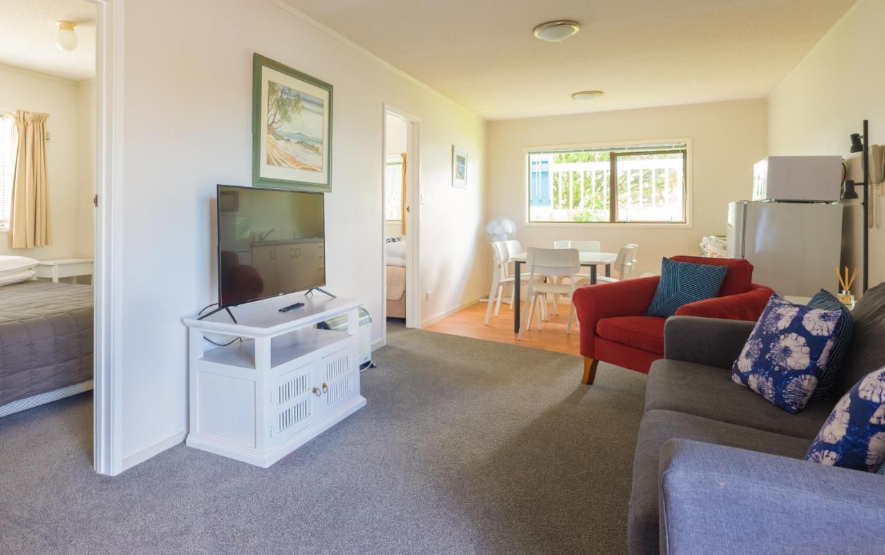 Snells Beach Motel ภายนอก รูปภาพ