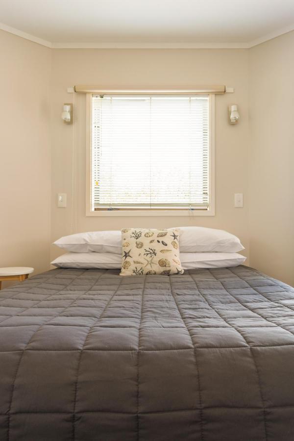 Snells Beach Motel ภายนอก รูปภาพ
