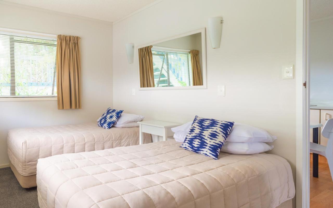 Snells Beach Motel ภายนอก รูปภาพ